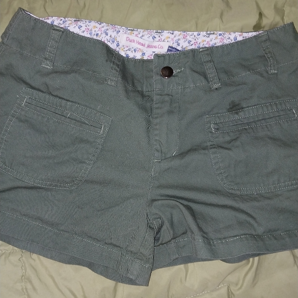 Duck Head Green Cargo Shorts Casual Style